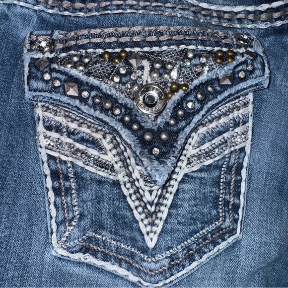 VIGOSS Women’s Denim Jeans Bootcut SZ 7/8 Lowrise Rhinestones Rivets Faded - Picture 1 of 9